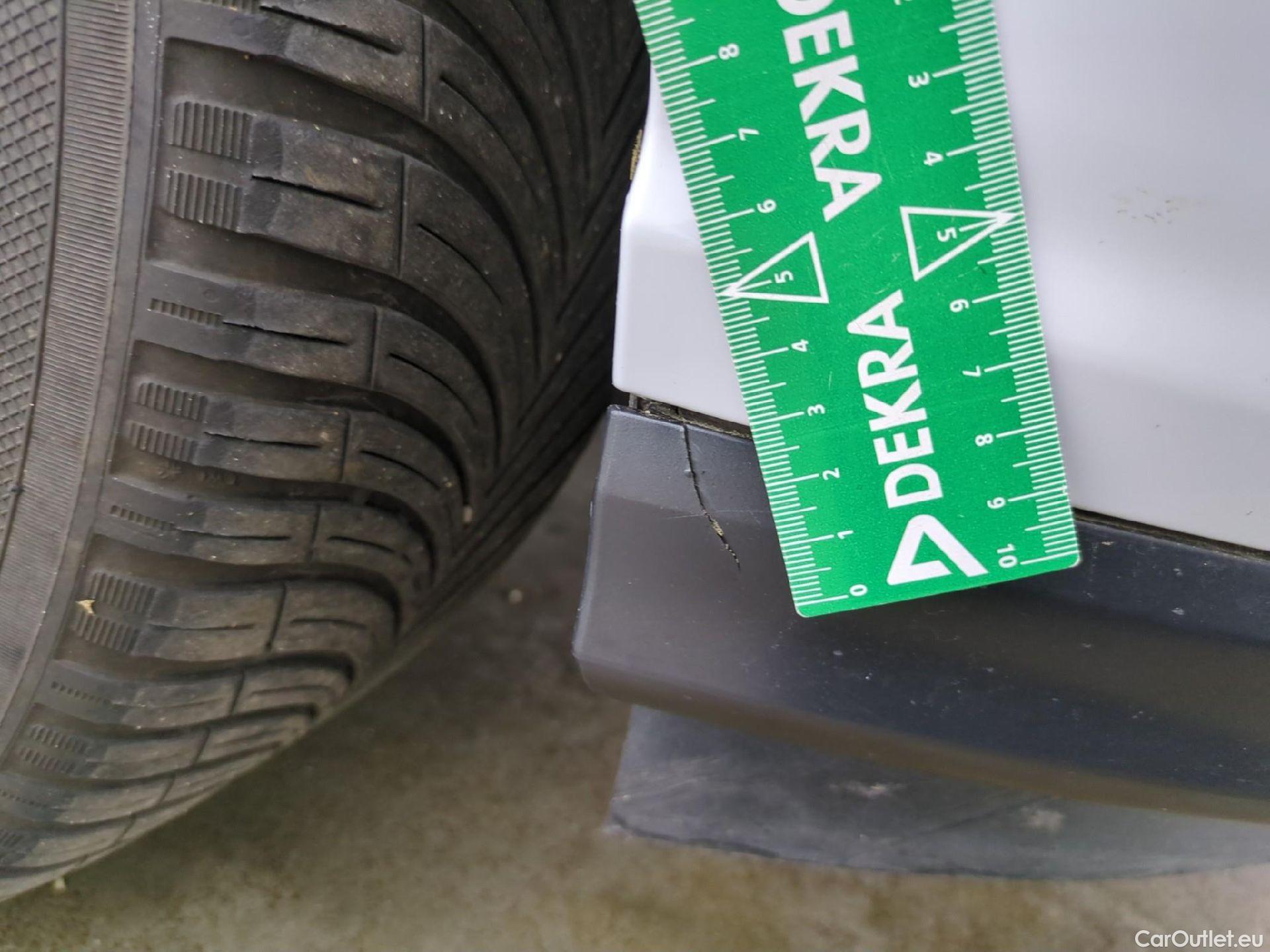  Hyundai  Konna Kona Business Electrique 2WD 64kWh BVA #41