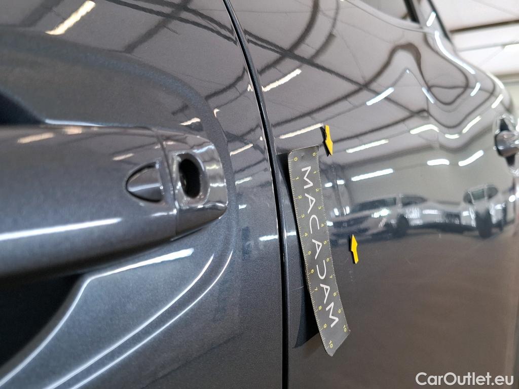  Renault  Kadjar RENAULT  / 2018 / 5P / Crossover Business TCe 140 EDC FAP - 21 #2