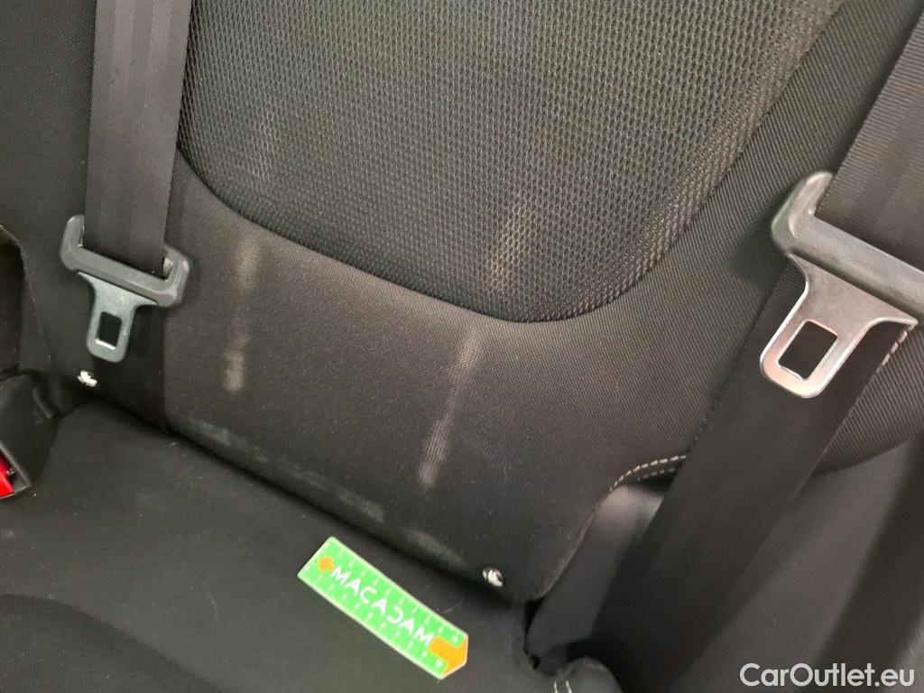  Renault  Captur  Business 0.9 TCe 90CV BVM5 E6 #47