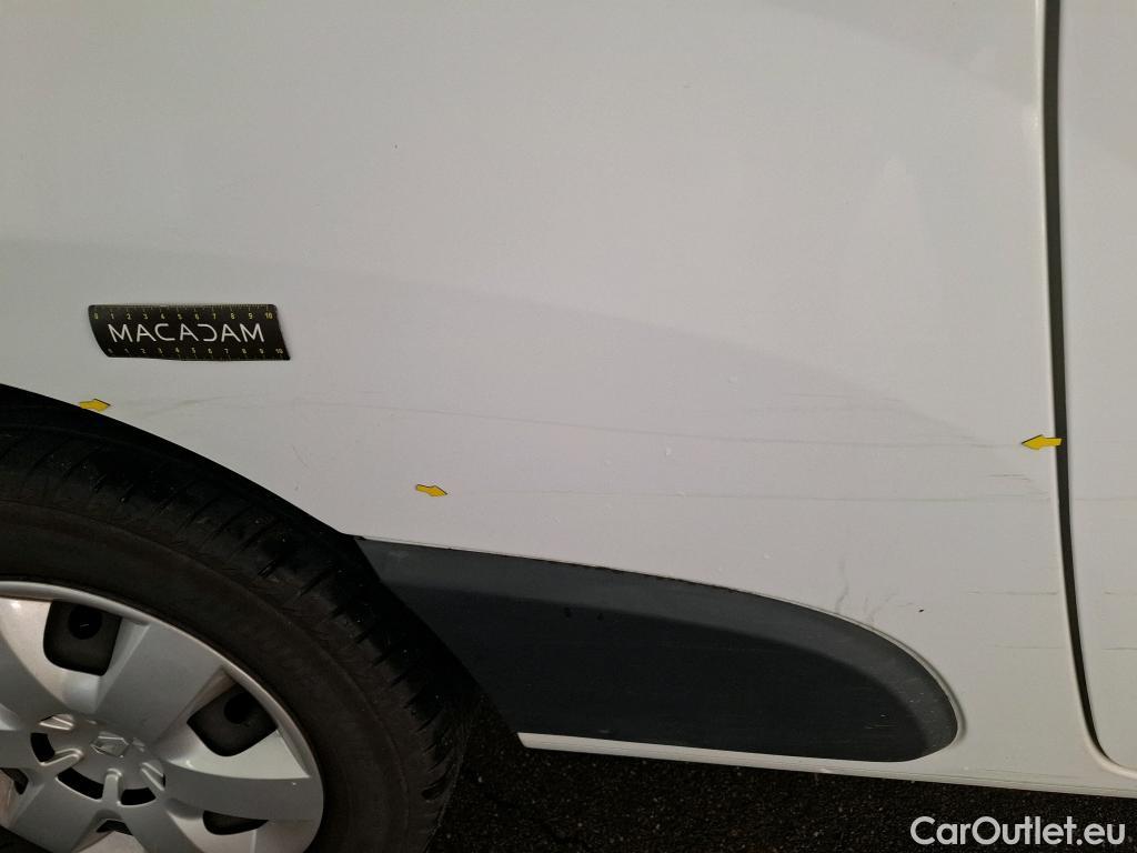  Renault  Kangoo  Express Maxi Grand Confort - Cab. Appr. 1.5 dCi 90CV BVM5 E6 #27