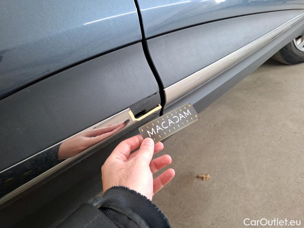  Renault  Kadjar RENAULT  / 2018 / 5P / Crossover Business TCe 140 EDC FAP - 21 #10