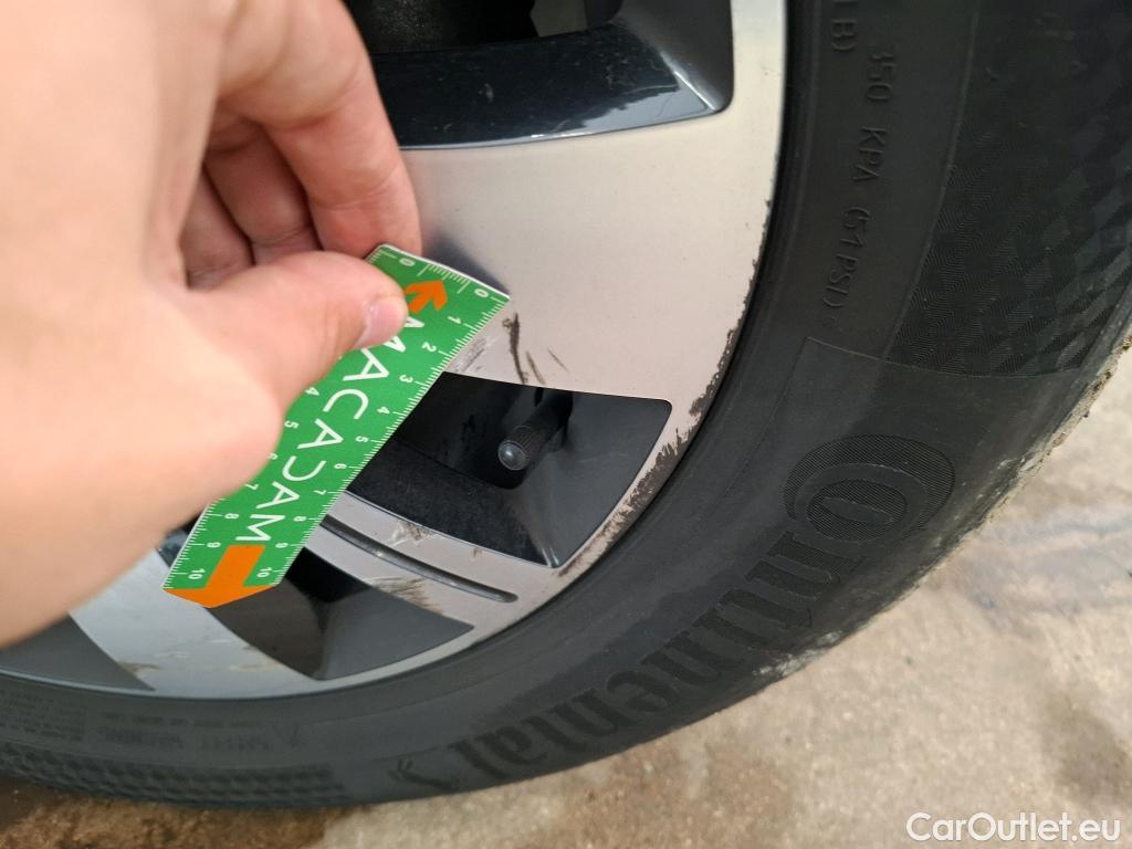  Renault  Captur  Business 0.9 TCe 90CV BVM5 E6 #26