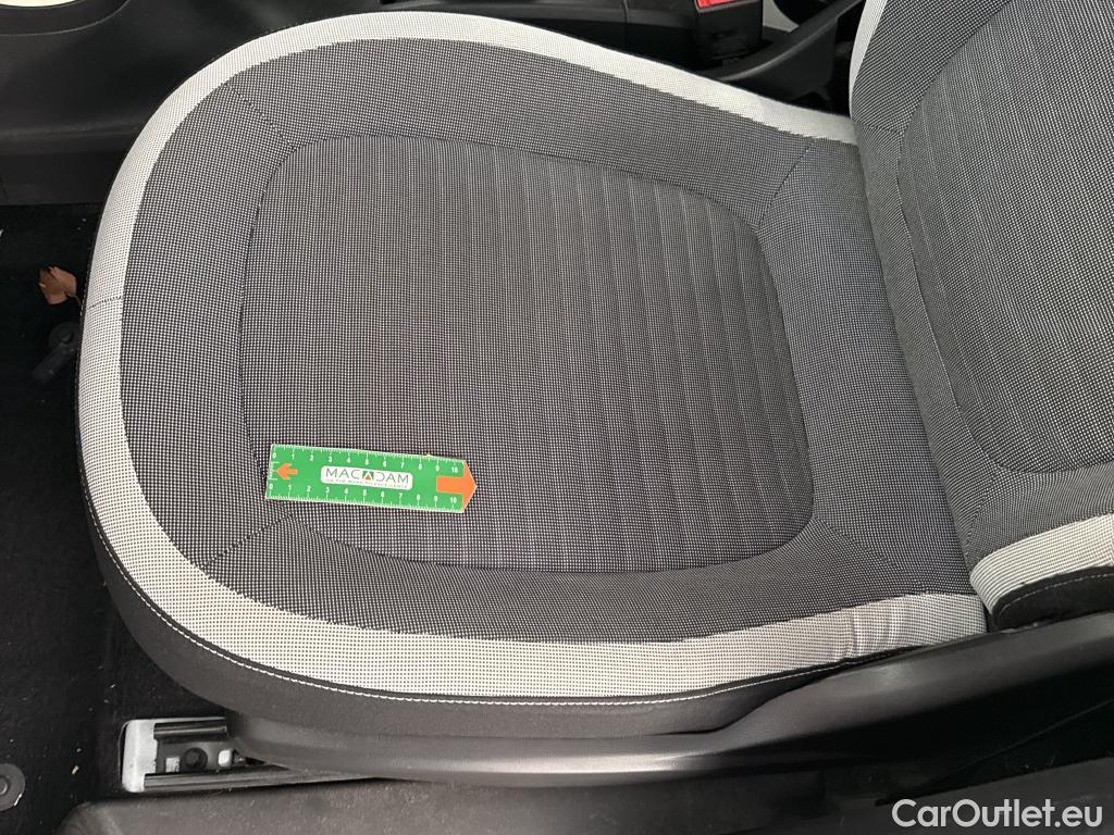  Renault  Twingo  Zen 1.0 SCe 70CV BVM5 E6 #13