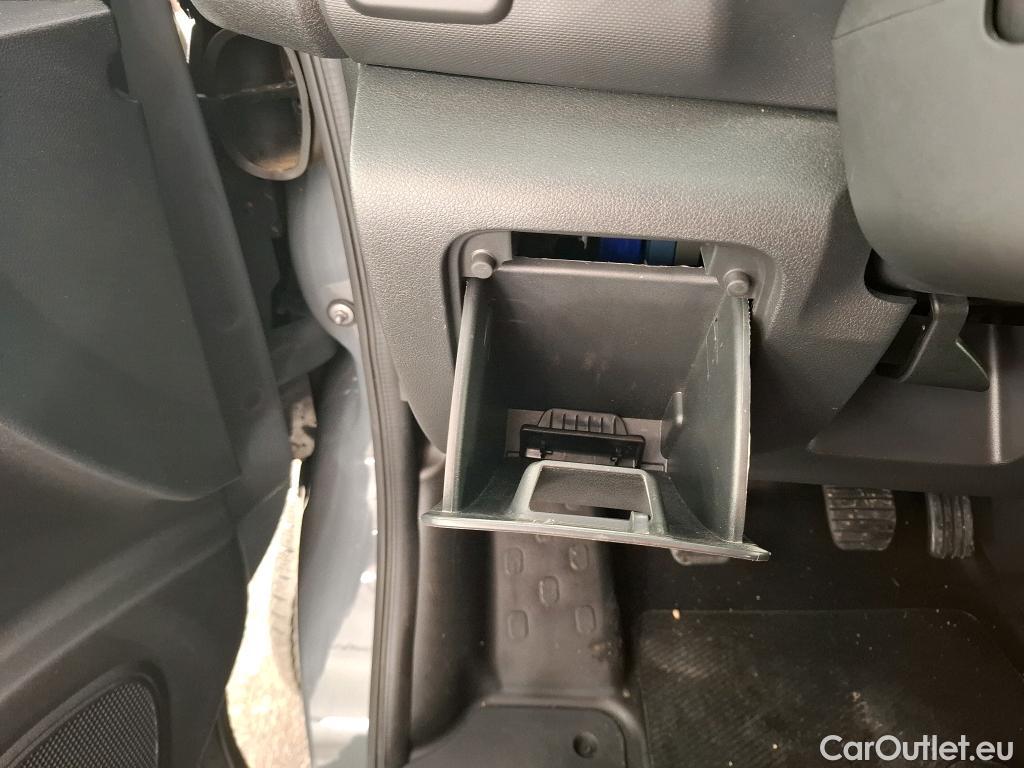  Renault  Trafic  III Fourgon L2H1 1300 Grand Confort 2.0 dCi 145CV BVM6 E6dT #1