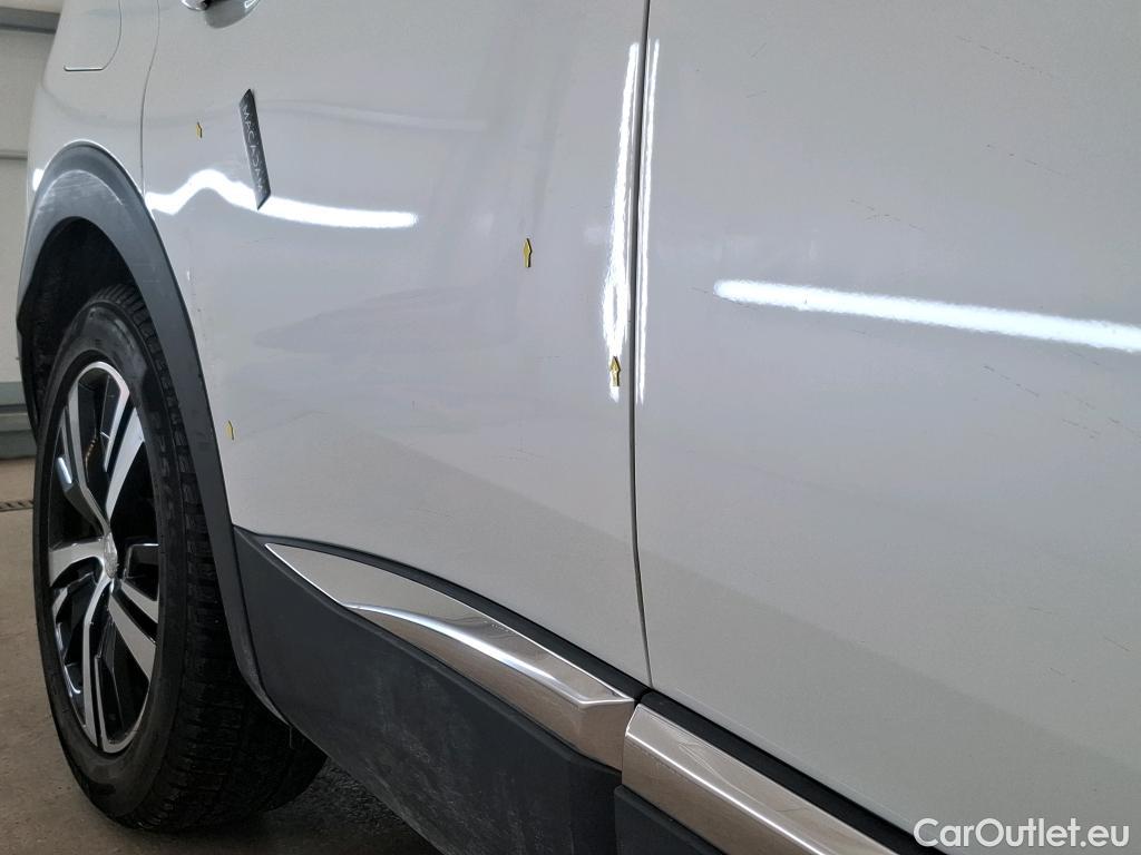  Peugeot  3008 PEUGEOT  / 2020 / 5P / SUV 1.6 HYBRID4 300 E-EAT8 GT #20