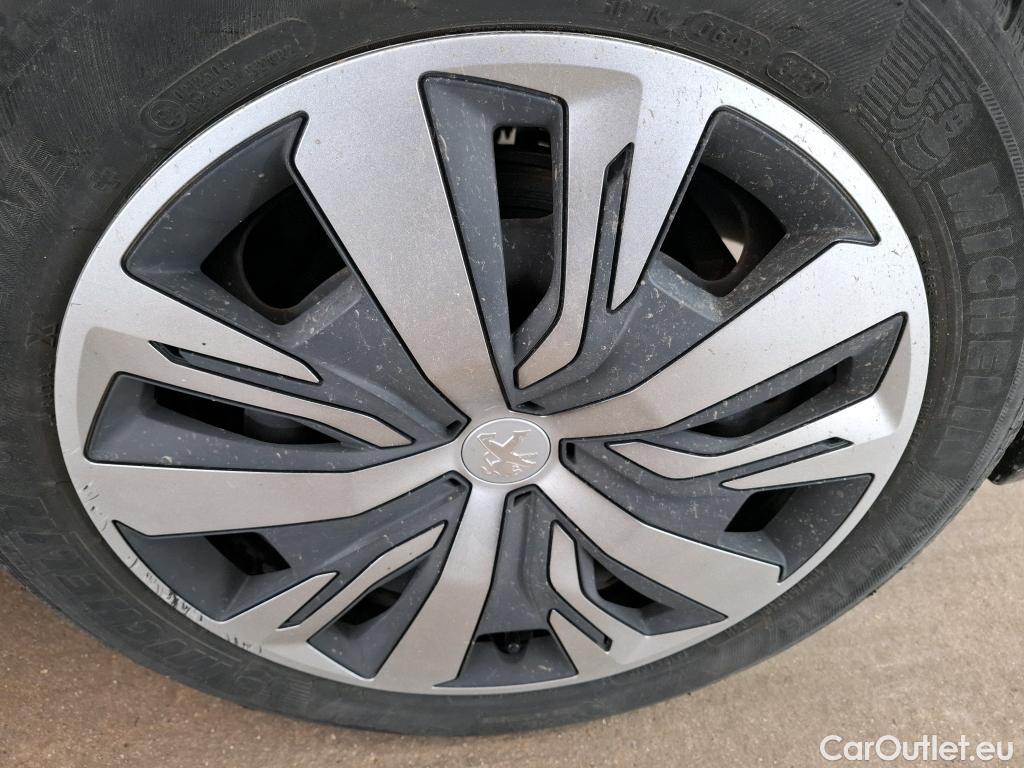  Peugeot  208  (e-) Active Business 50kWh BVA #17