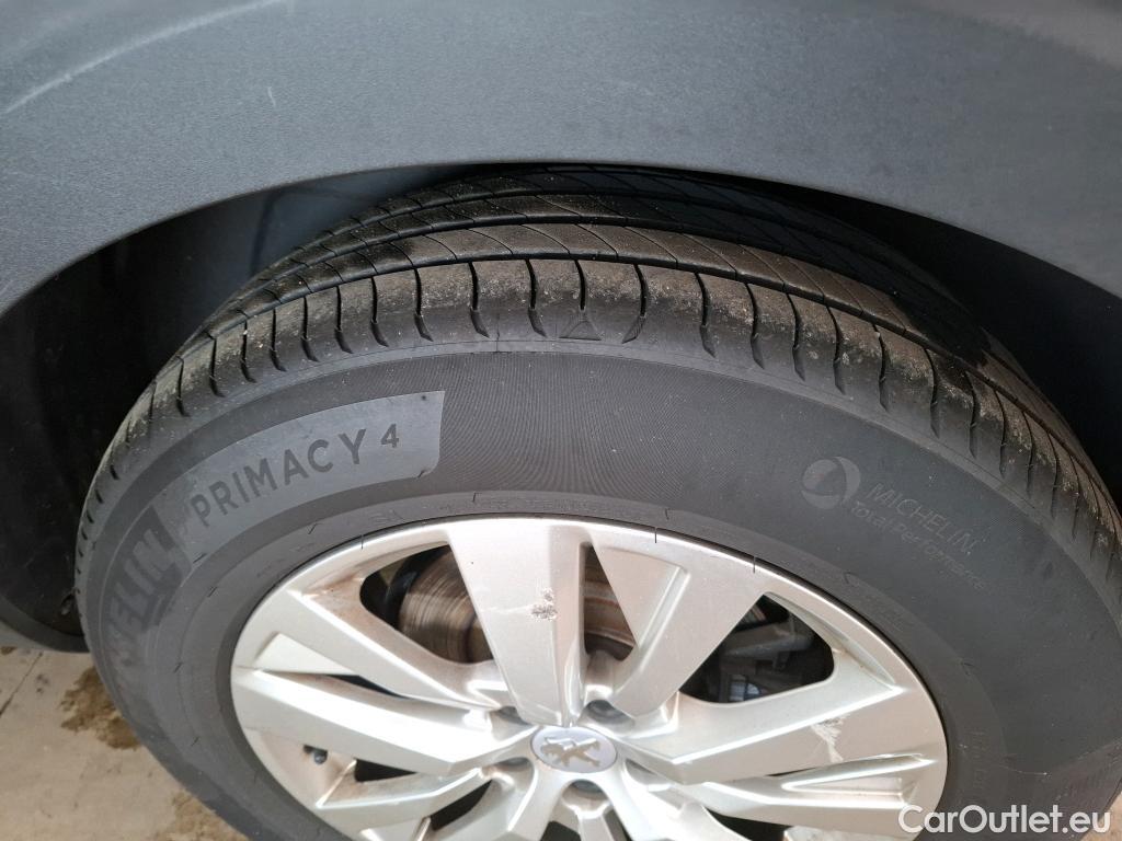  Peugeot  5008  Active Business 1.2 PureTech 130CV BVA8 E6dT #16