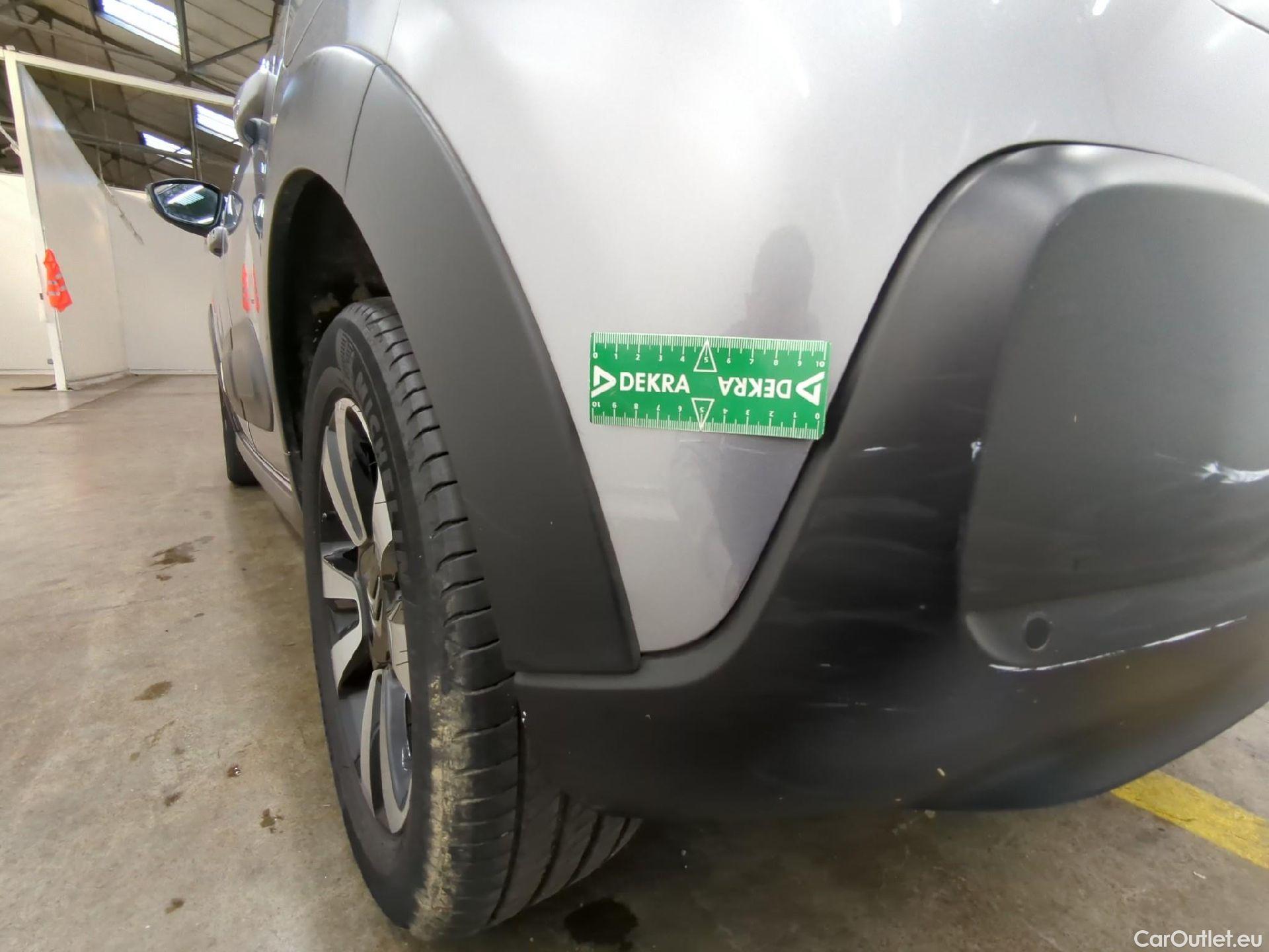  Citroen  C3  Shine Business 1.2 PureTech 80CV BVM5 E6d #41