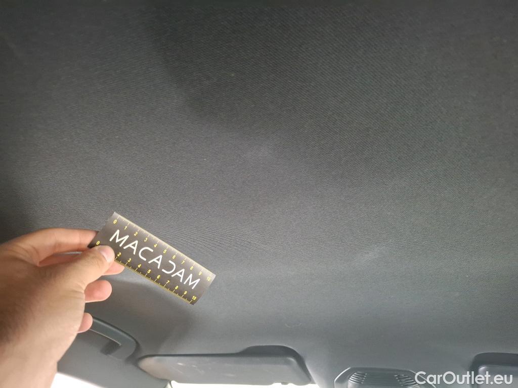  Peugeot  3008 PEUGEOT  / 2020 / 5P / SUV 1.6 HYBRID4 300 E-EAT8 GT #85