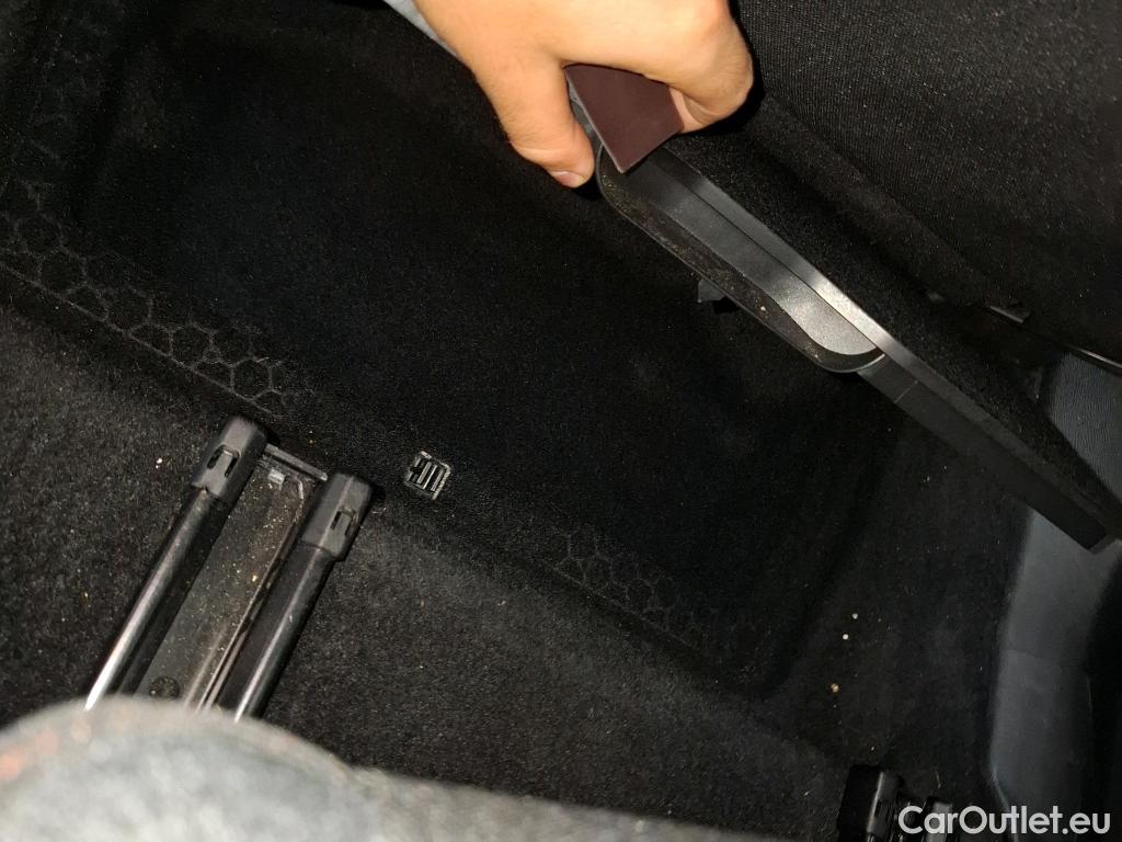  Peugeot  5008  Active Business 1.2 PureTech 130CV BVA8 E6dT #24