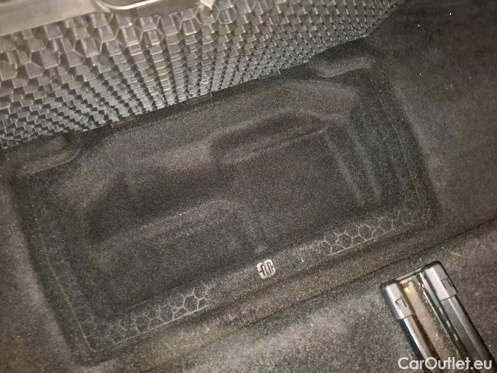  Peugeot  5008  Active Business 1.2 PureTech 130CV BVA8 E6dT #25