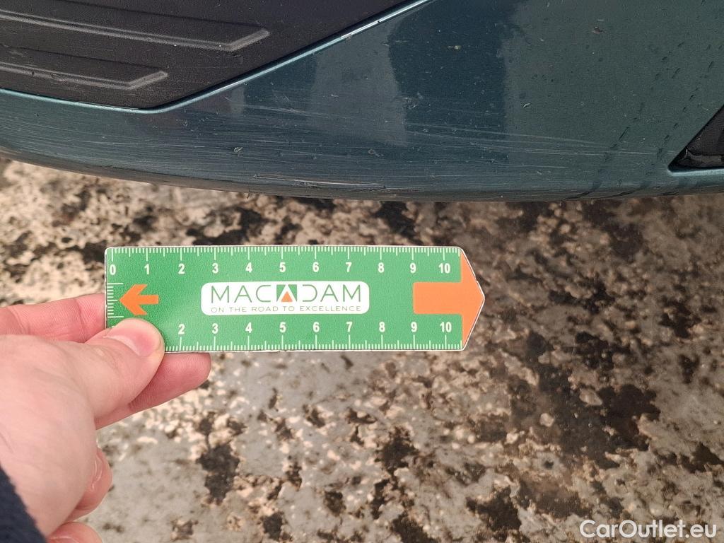  Peugeot  308 PEUGEOT  SW / 2021 / 5P / Break PureTech 130 S&S EAT 8 ALLURE #3