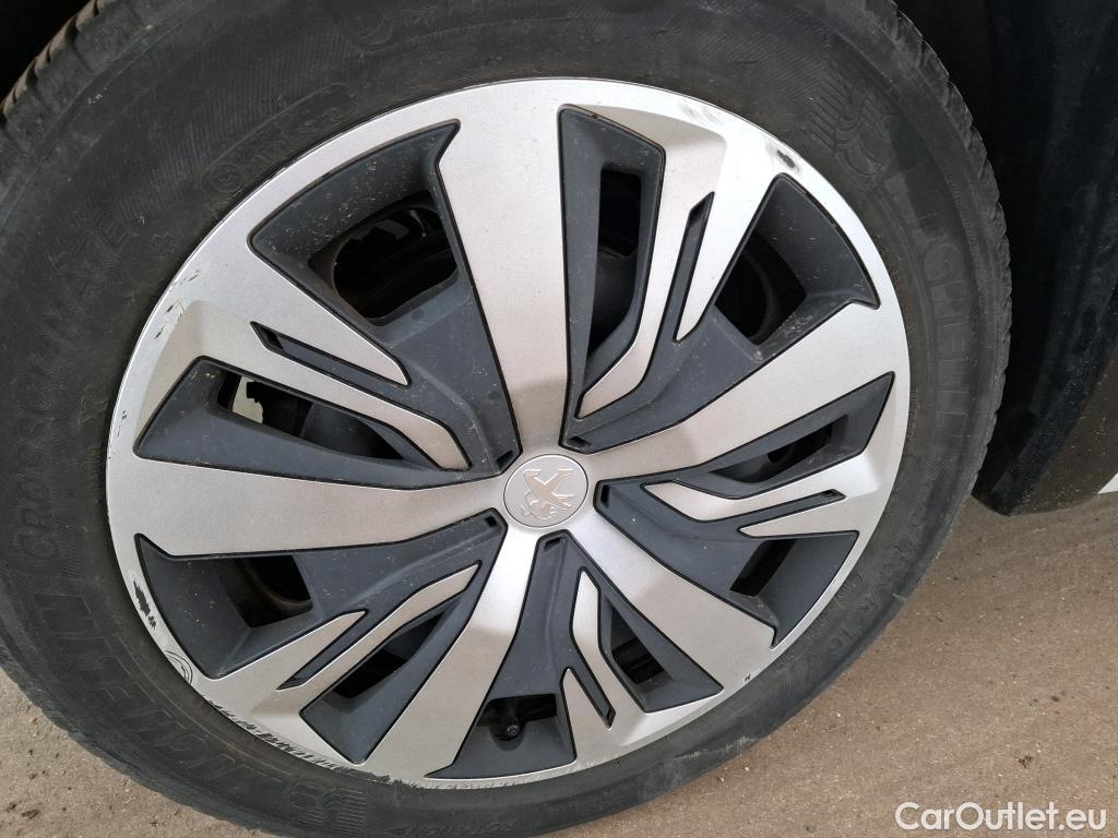  Peugeot  208  (e-) Active Business 50kWh BVA #19