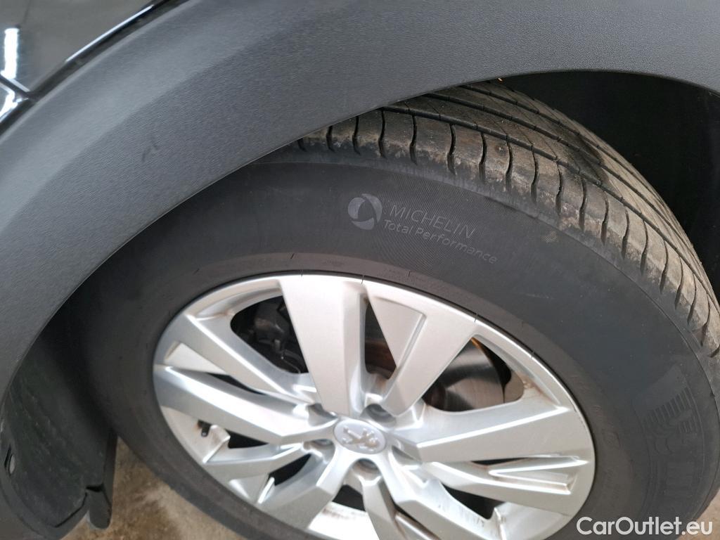  Peugeot  5008  Active Business 1.2 PureTech 130CV BVA8 E6dT #26