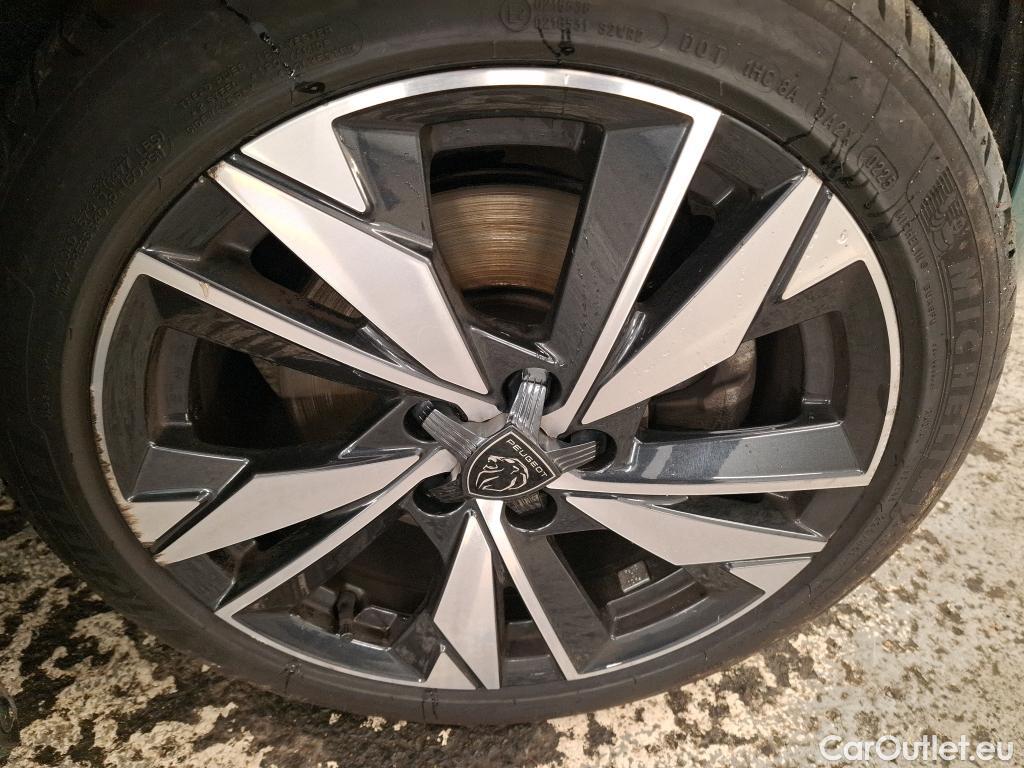  Peugeot  308 PEUGEOT  SW / 2021 / 5P / Break PureTech 130 S&S EAT 8 ALLURE #15