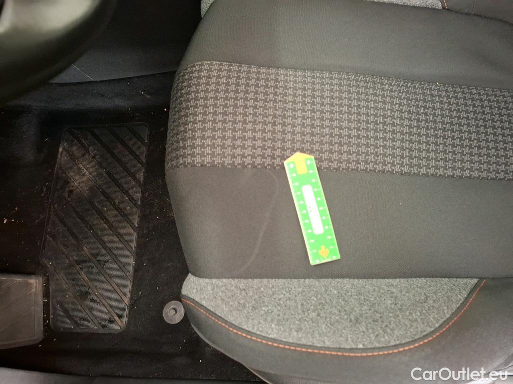  Peugeot  5008  Active Business 1.2 PureTech 130CV BVA8 E6dT #31