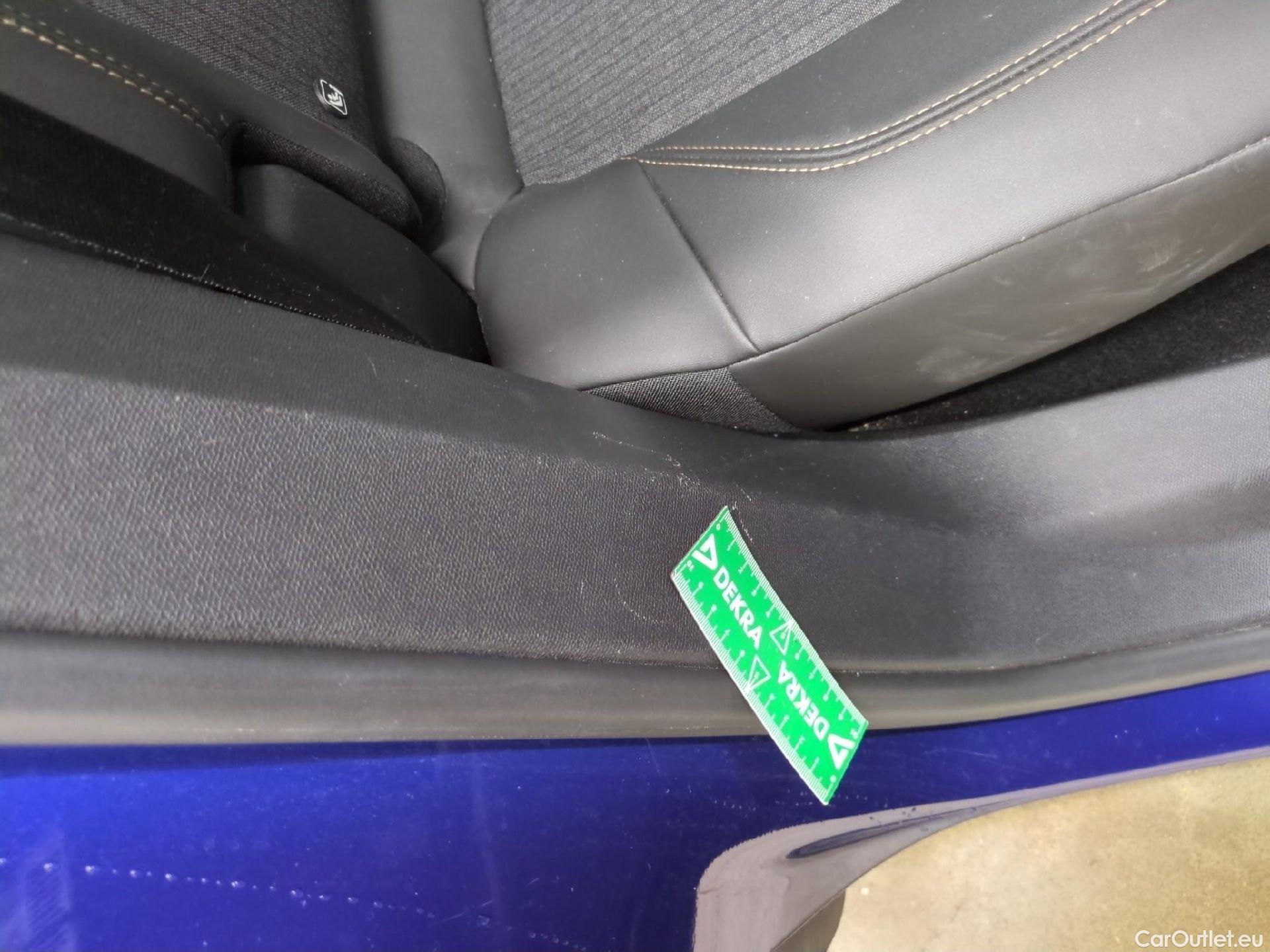  Peugeot  3008  GT Line 1.5 HDi 130CV BVA8 E6dT #20