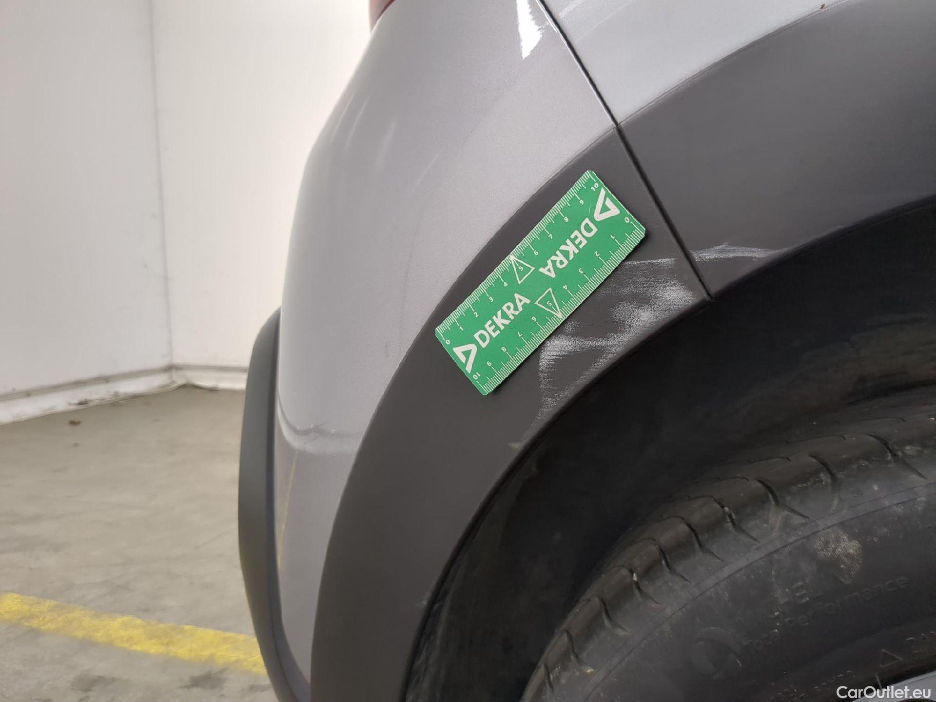  Citroen  C3  Shine Business 1.2 PureTech 80CV BVM5 E6d #8