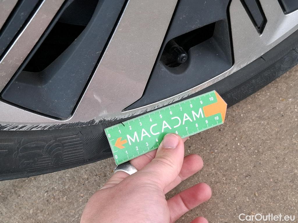  Peugeot  208  (e-) Active Business 50kWh BVA #21