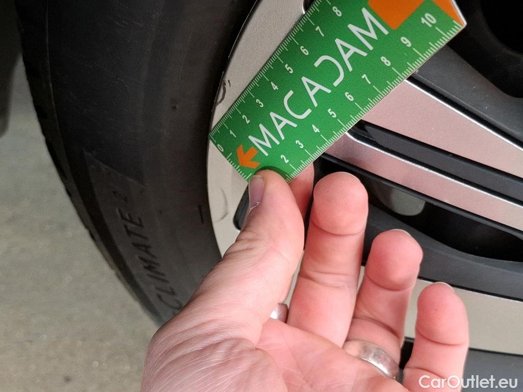  Peugeot  208  (e-) Active Business 50kWh BVA #38