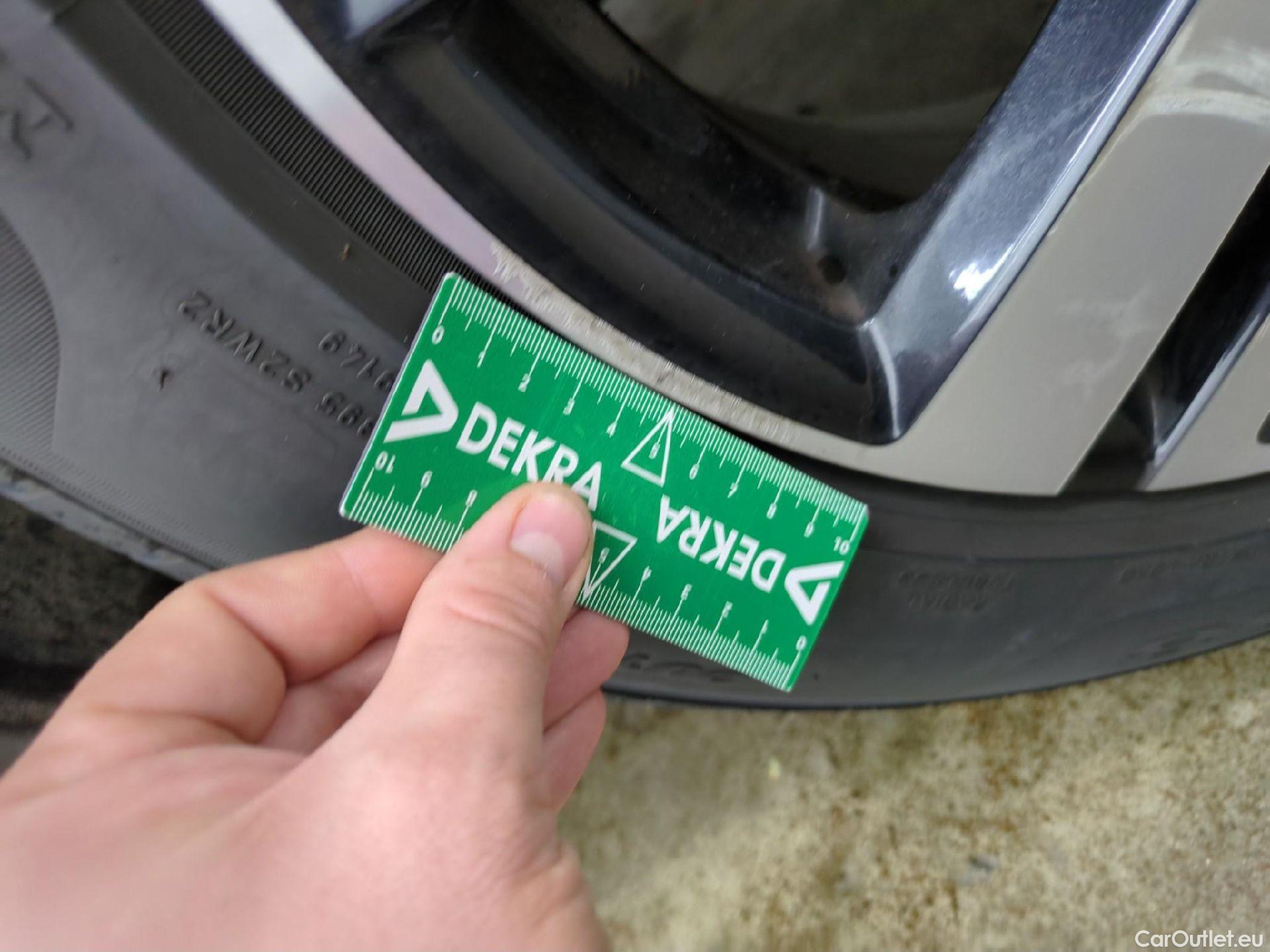  Peugeot  3008  GT Line 1.5 HDi 130CV BVA8 E6dT #5