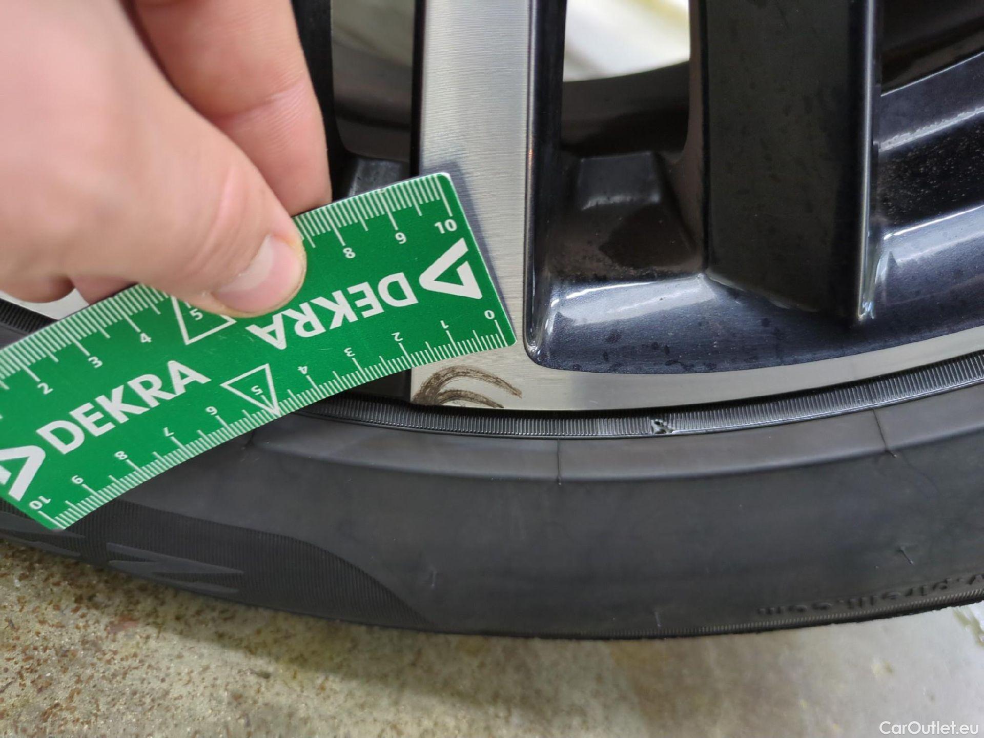  Peugeot  3008  GT Line 1.5 HDi 130CV BVA8 E6dT #6