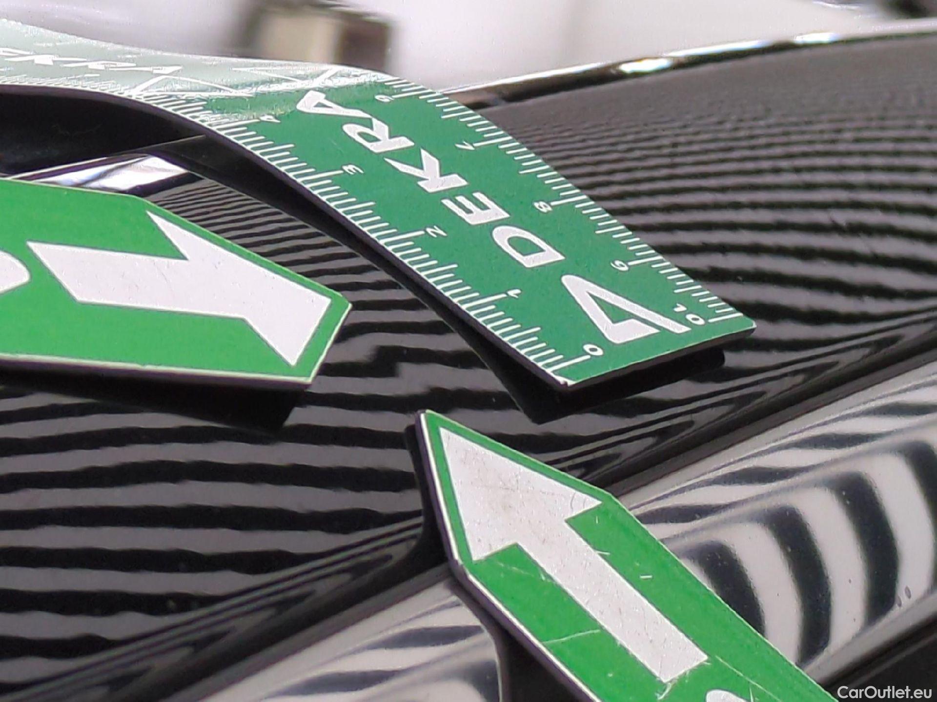  Peugeot  3008  GT Line 1.5 HDi 130CV BVA8 E6dT #33