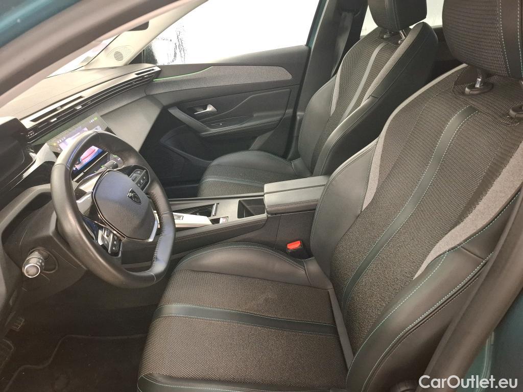  Peugeot  308 PEUGEOT  SW / 2021 / 5P / Break PureTech 130 S&S EAT 8 ALLURE #21