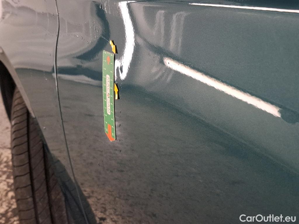  Peugeot  308 PEUGEOT  SW / 2021 / 5P / Break PureTech 130 S&S EAT 8 ALLURE #20