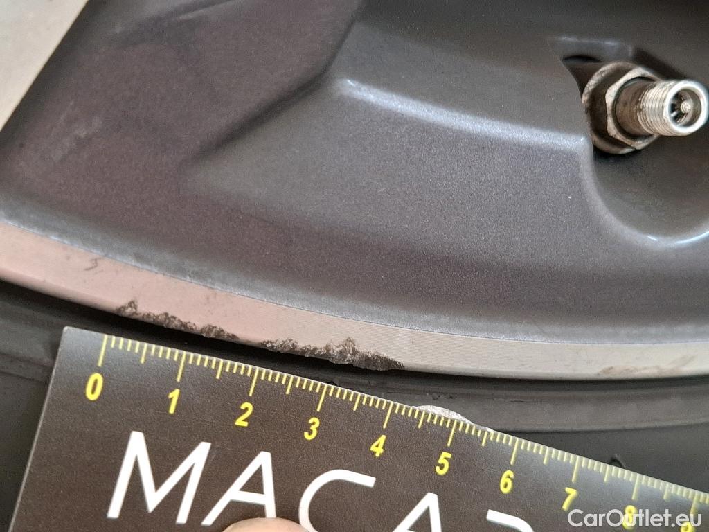  Bmw  Serie 1 BMW Série 1 / 2019 / 5P / Berline 116i DKG7 Business Design #51