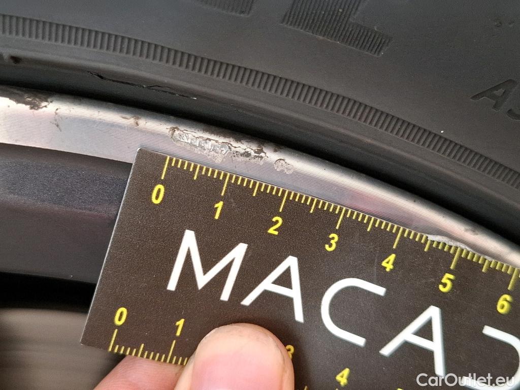  Bmw  Serie 1 BMW Série 1 / 2019 / 5P / Berline 116i DKG7 Business Design #39