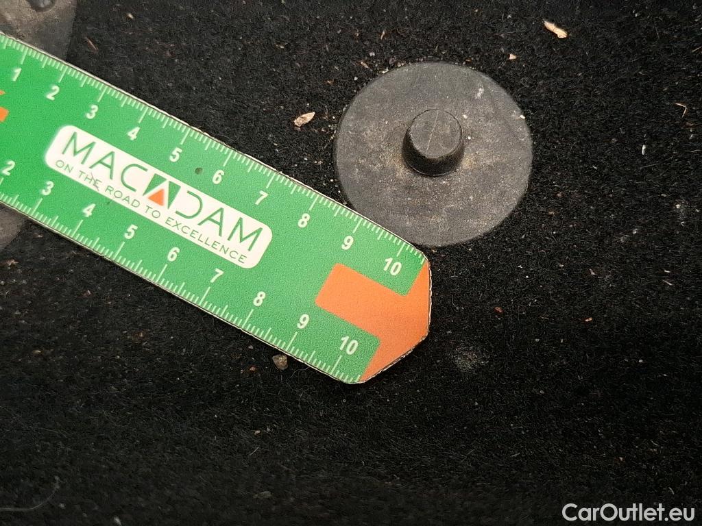  Opel   Grandland X Grandland X Elegance Business 1.5 130CV BVA8 E6d #4