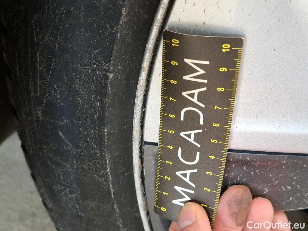  Tesla  Model Y TESLA  / 2020 / 5P / SUV Grand Autonomie Dual Motor AWD #42