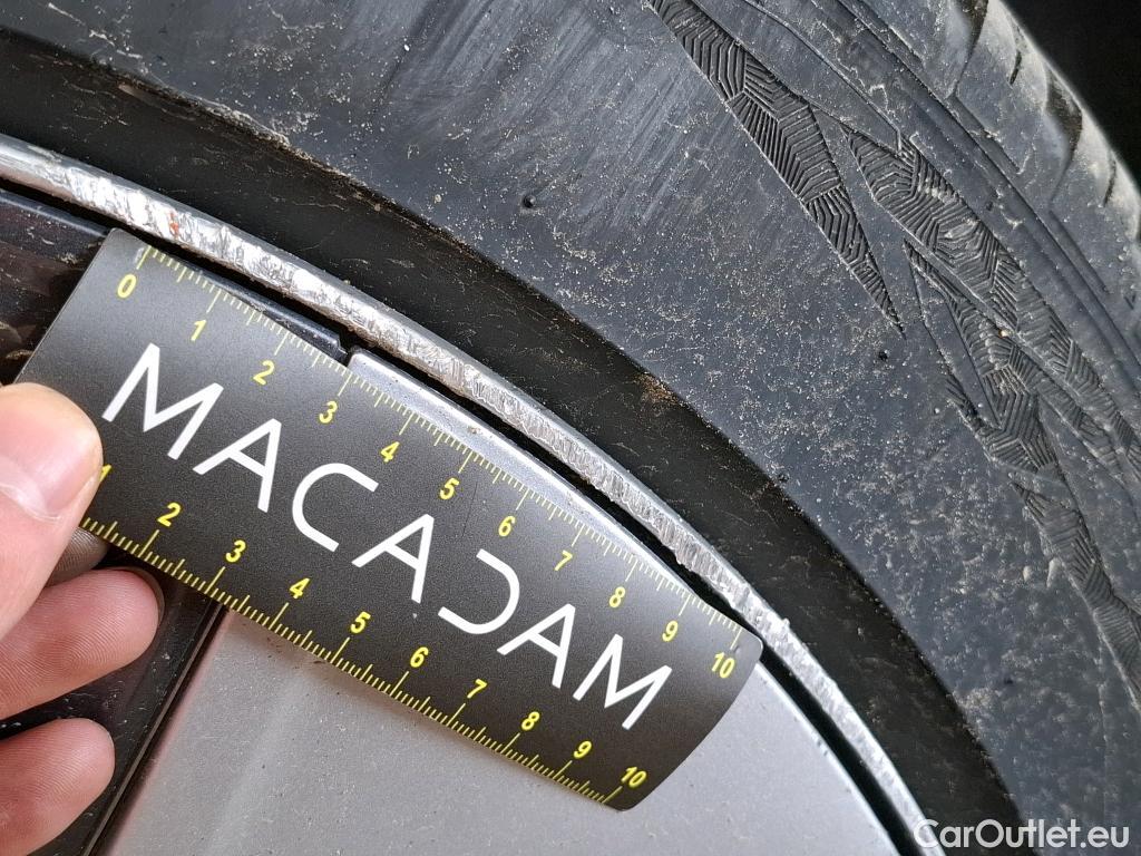  Tesla  Model Y TESLA  / 2020 / 5P / SUV Grand Autonomie Dual Motor AWD #23