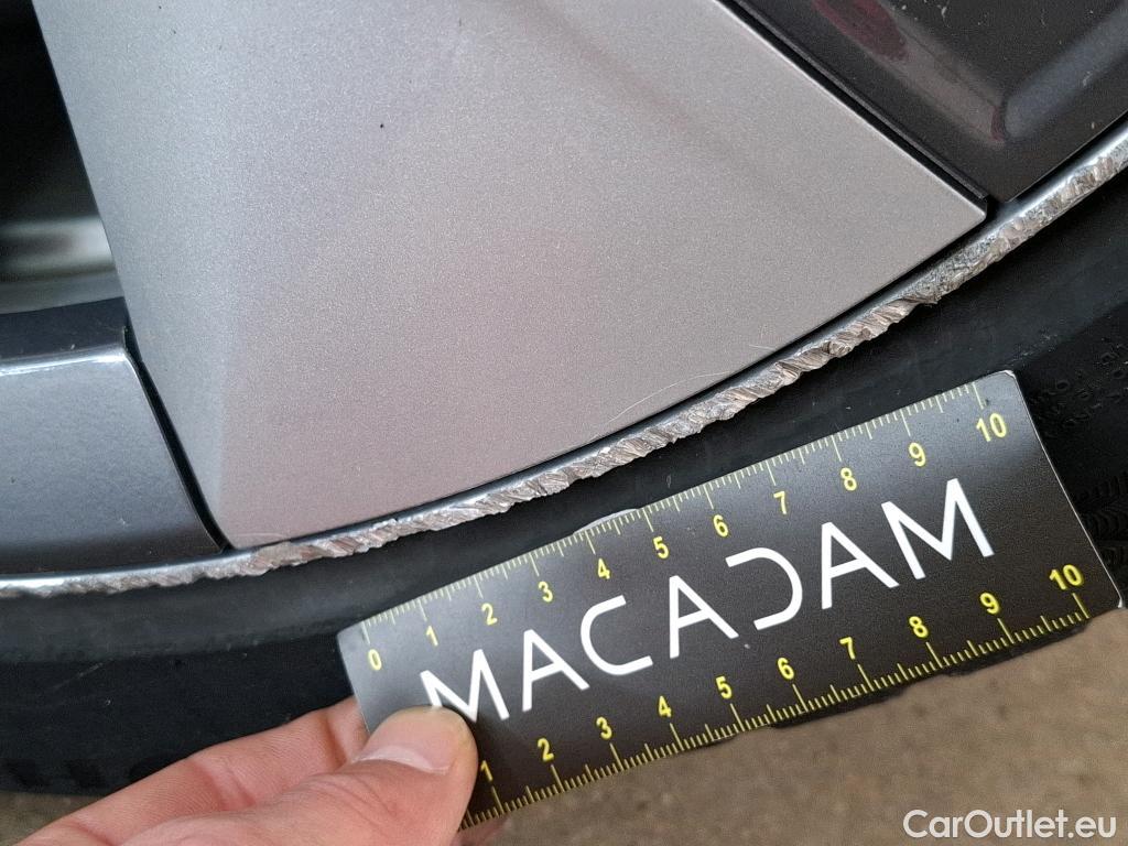  Tesla  Model Y TESLA  / 2020 / 5P / SUV Grand Autonomie Dual Motor AWD #43