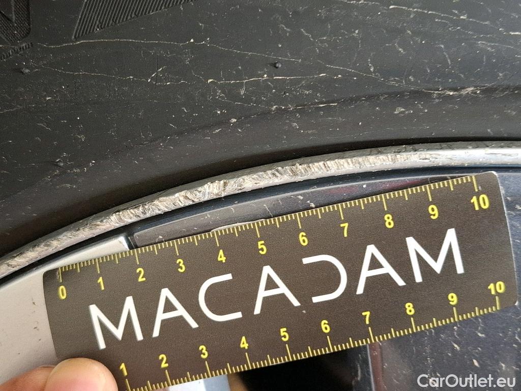  Tesla  Model Y TESLA  / 2020 / 5P / SUV Grand Autonomie Dual Motor AWD #25