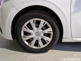  Peugeot  208 PEUGEOT  / 2015 / 5P / Berlina Van Active BlueHDi 75cv #18