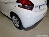  Peugeot  208 PEUGEOT  / 2015 / 5P / Berlina Van Active BlueHDi 75cv #79