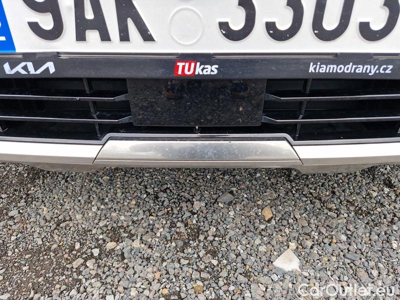  KIA  Niro  (2022)  1.6GDI HEV Style AT 5d #4