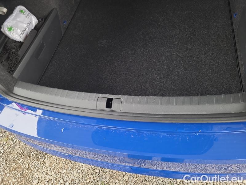  Skoda  Octavia  Lim. (NX3)(2020)  1.5TSI 110 Style 5d #15