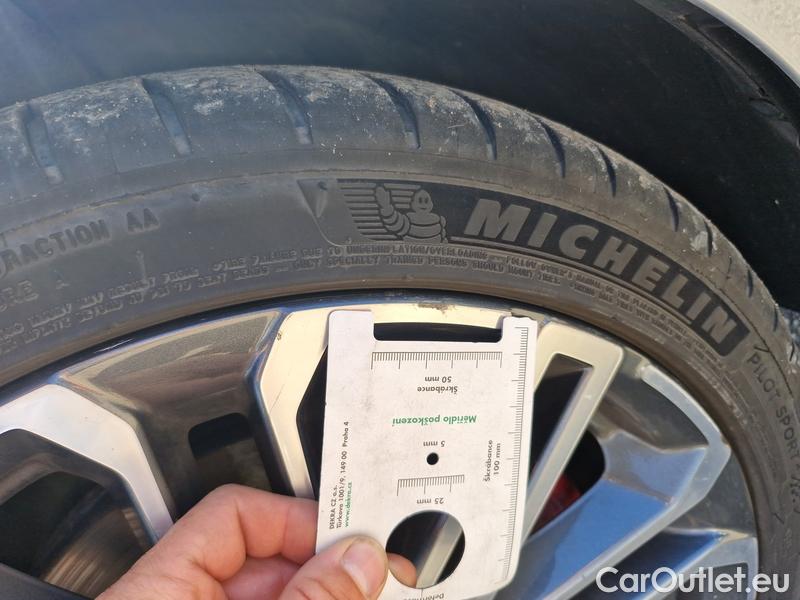  KIA  Cee'd ProCeed  (CD)(2018) ProCeed 1.6 T-GDI GT AT 5d #16