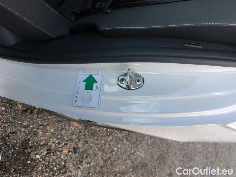  Skoda  Fabia  Combi (2015) Com.1.0TSI 70 Ambition 5d #14