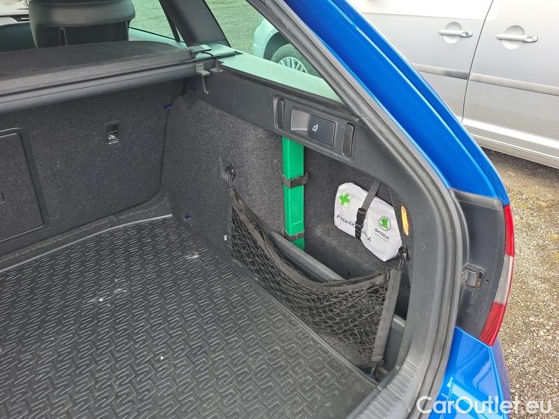  Skoda  Octavia  Combi  (5E5)(03.2017->) Co1.5TSI 110 L&K AT #25