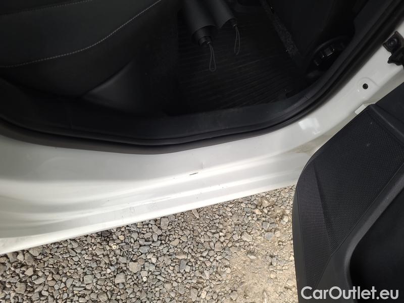  Skoda  Scala  (NW) (2019)  1.0 TSI 81 Ambition AT #19