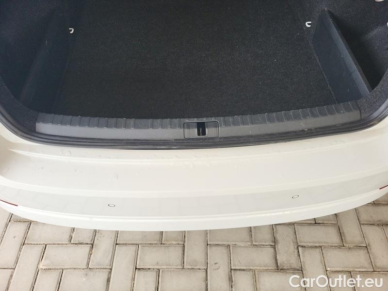  Skoda  Octavia  Lim. (NX3)(2020)  1.5TSI 110 Ambition 5d #6