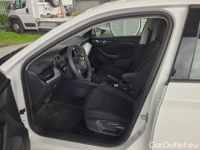  Skoda  Scala  (NW) (2019)  1.0 TSI 81 Ambition AT #8