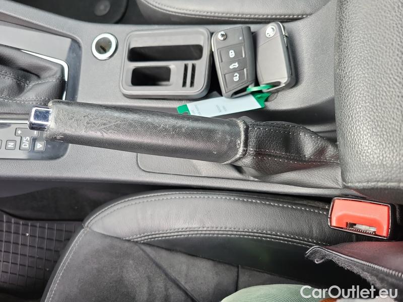  Skoda  Octavia  Combi  (5E5)(03.2017->) Co1.5TSI 110 L&K AT #15