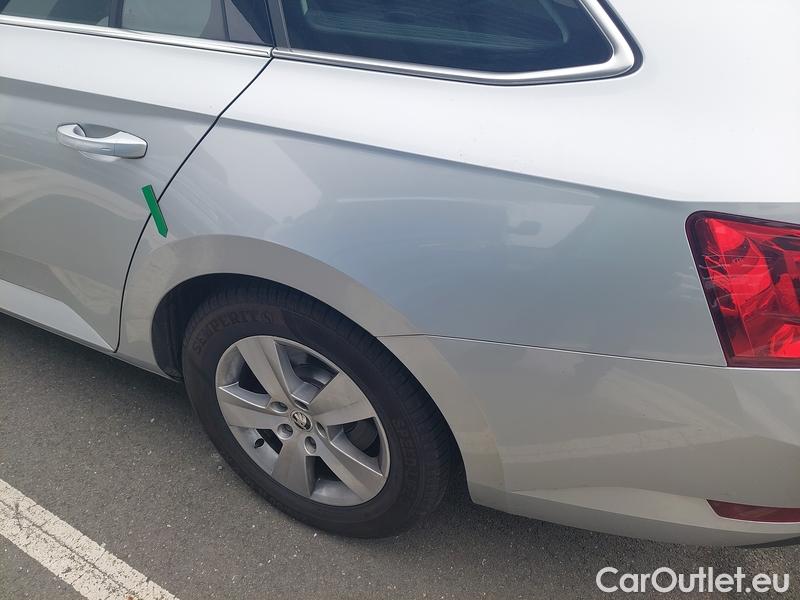  Skoda  Superb  Combi (3V5)(2015) Sup.C.FL2.0TDI 110 Ambition AT #10