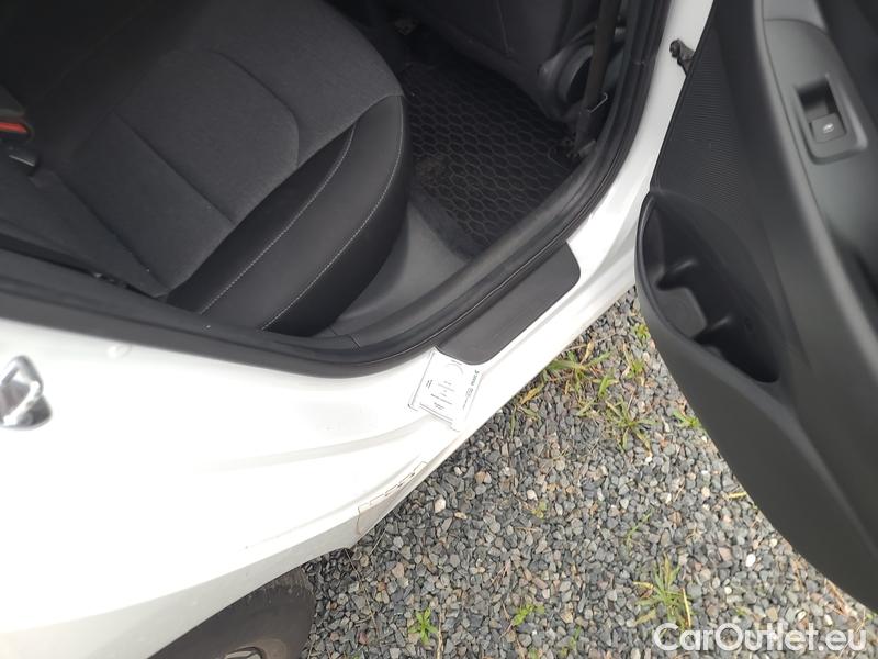  Hyundai  i30  (PD)(01.2017  ->)  kom.1.5T-GDI Smart 5d #3