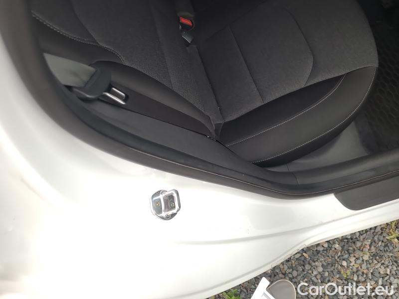  Hyundai  i30  (PD)(01.2017  ->)  kom.1.5T-GDI Smart 5d #6